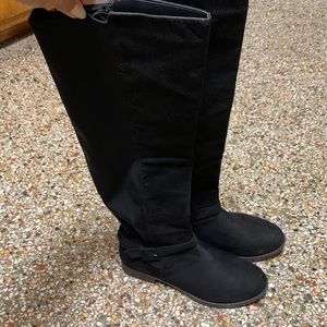 CL by Laundry high black suede boots wide calf size 9